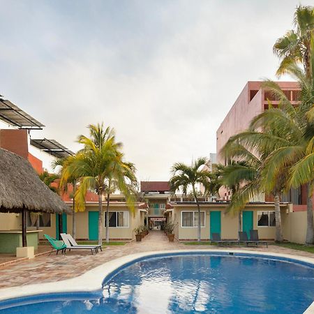 Bungalows Las Arenas San Patricio Melaque Kültér fotó