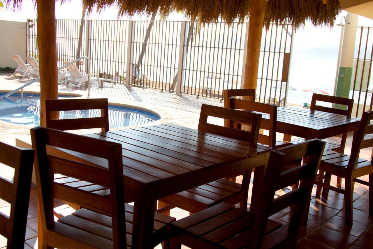 Bungalows Las Arenas San Patricio Melaque Kültér fotó