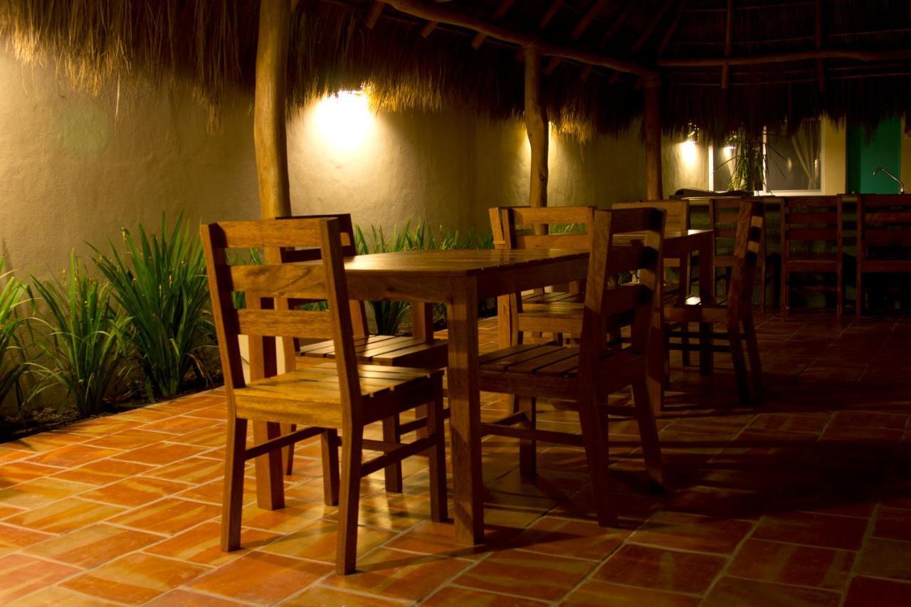 Bungalows Las Arenas San Patricio Melaque Kültér fotó