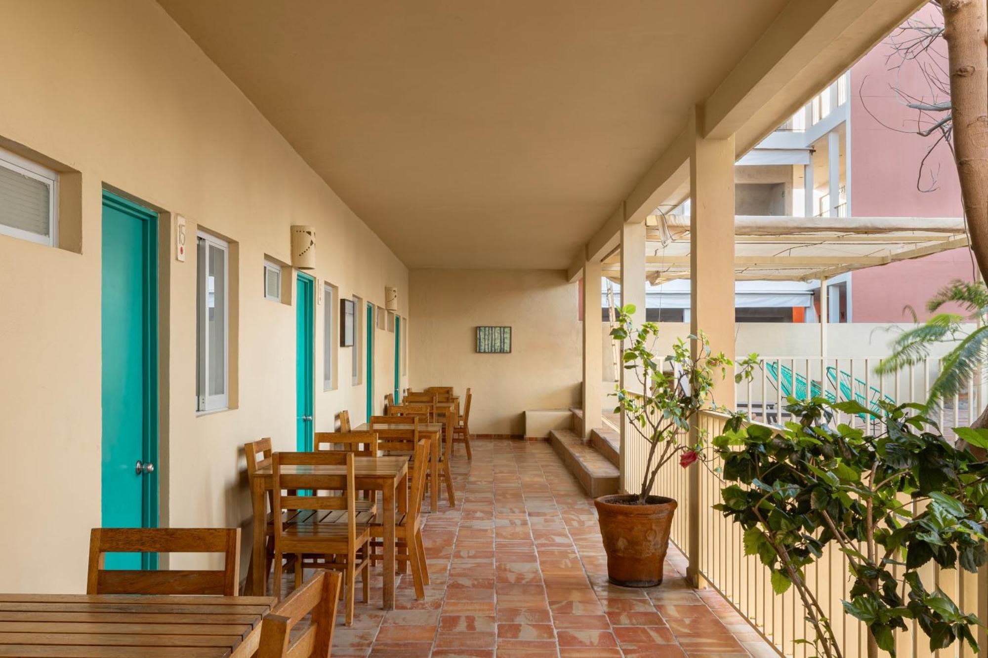 Bungalows Las Arenas San Patricio Melaque Kültér fotó