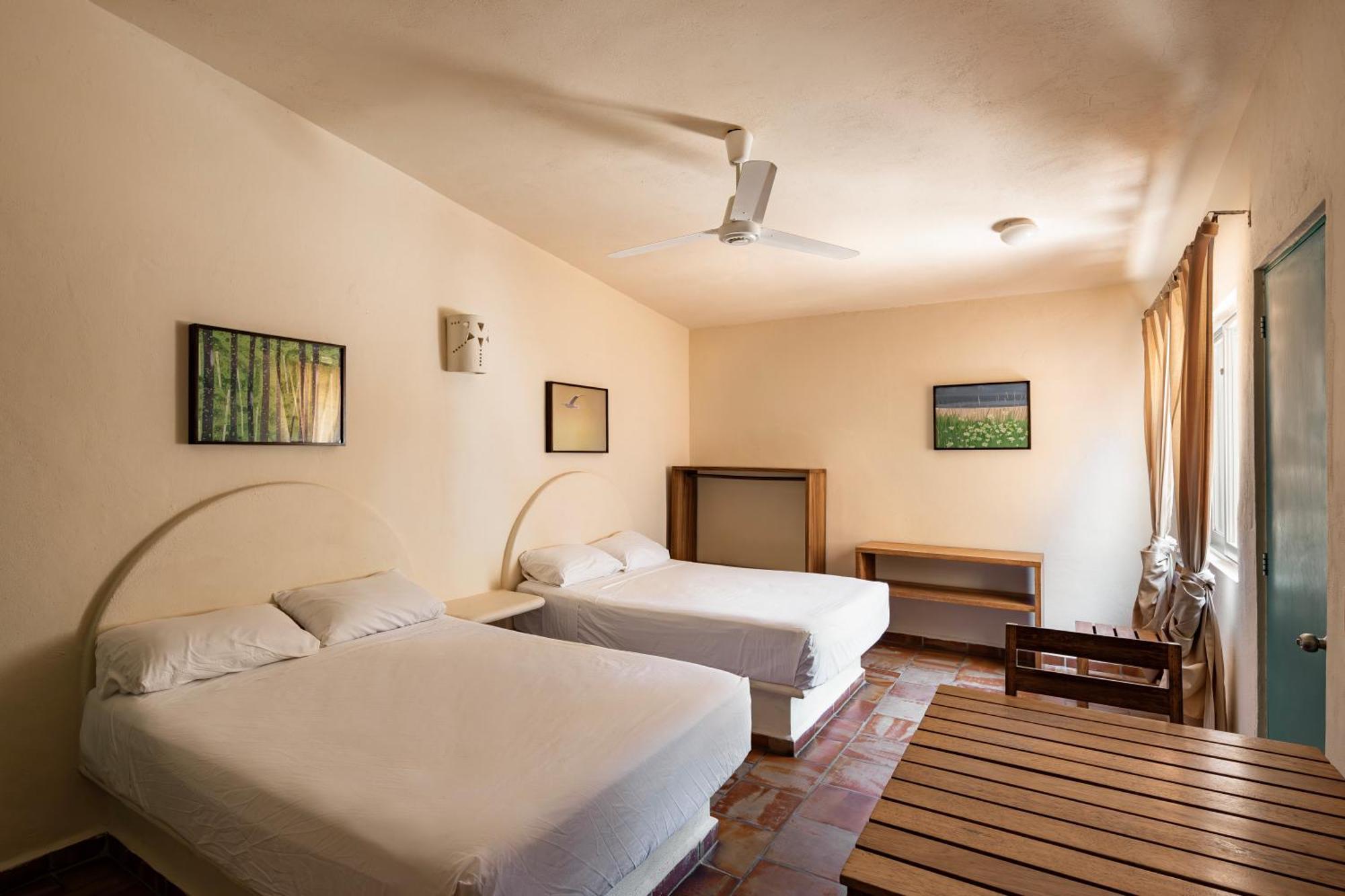 Bungalows Las Arenas San Patricio Melaque Kültér fotó