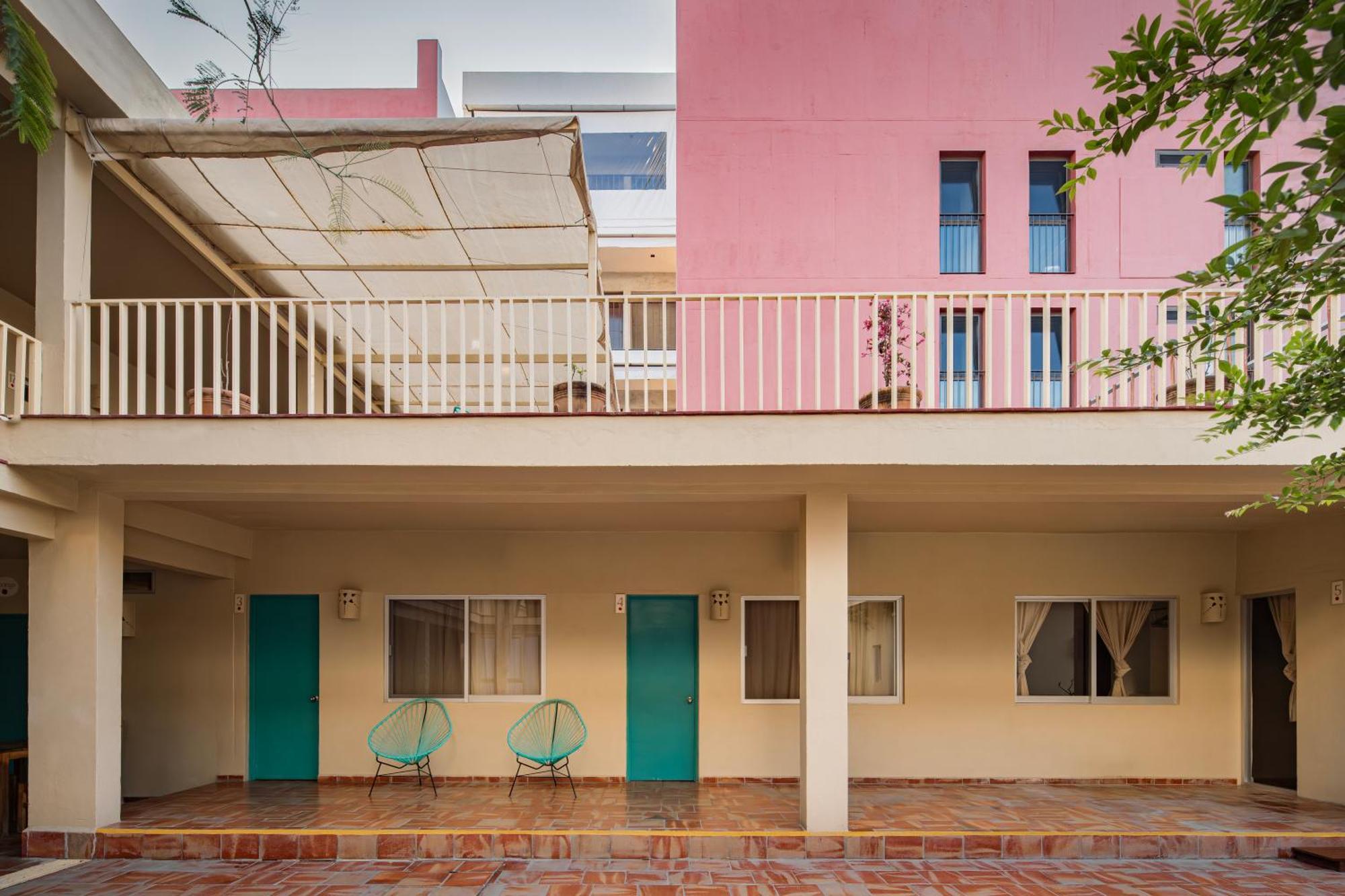 Bungalows Las Arenas San Patricio Melaque Kültér fotó